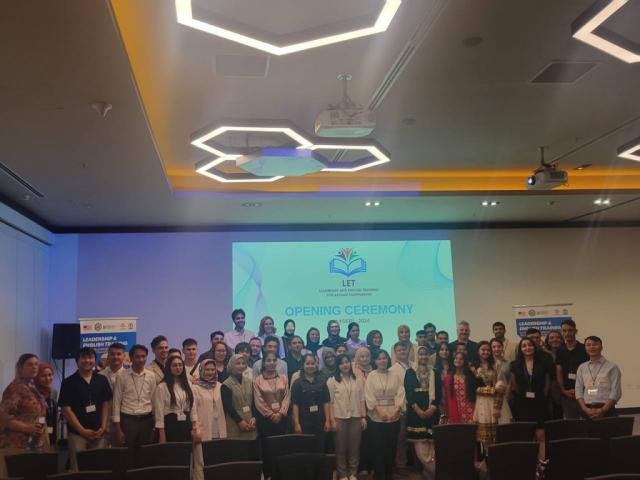 Leadership and English Training for Afghan Communities Initiated by ARSA and American Council: LET Program Launched